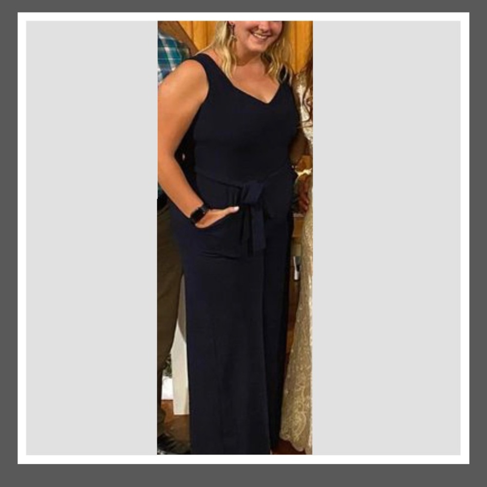 Navy jumpsuit with pockets